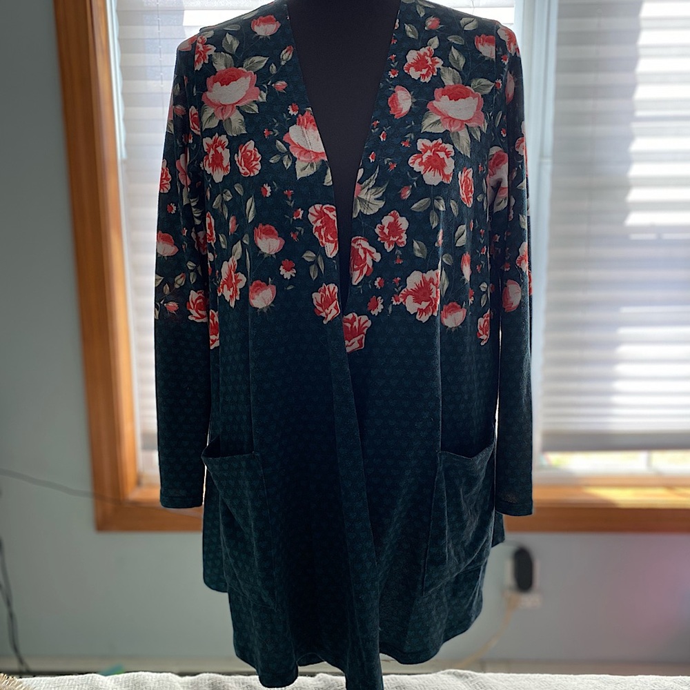 LuLaRoe sweater